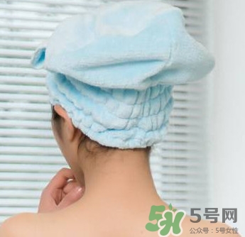 干發(fā)巾和干發(fā)帽哪個好？干發(fā)帽什么材質(zhì)的好