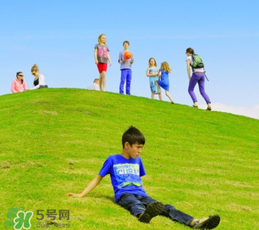 暑假旅游性價比最高的地方是哪里？2017暑假去哪里旅游便宜？