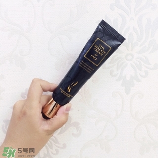ahc眼霜怎么樣？ahc眼霜好用嗎