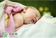寶寶枕頭怎么選？寶寶枕頭什么樣的最好？