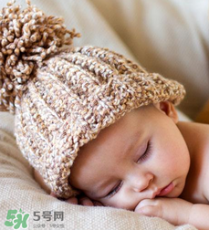 寶寶枕頭高了會怎么樣？寶寶枕頭高的危害