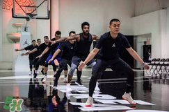 nike react怎么樣？nike react上腳什么感覺(jué)？
