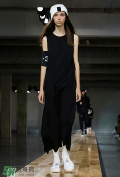 Y-32018春夏系列服裝怎么樣_好看嗎_款式有哪些？
