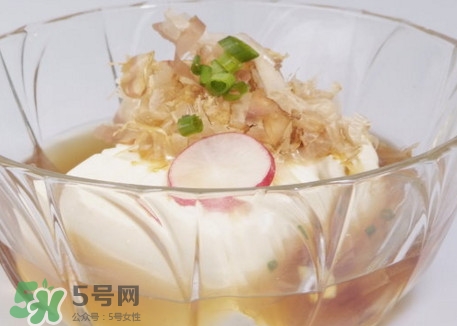 木魚花是柴魚片嗎？木魚花和柴魚片有什么區(qū)別