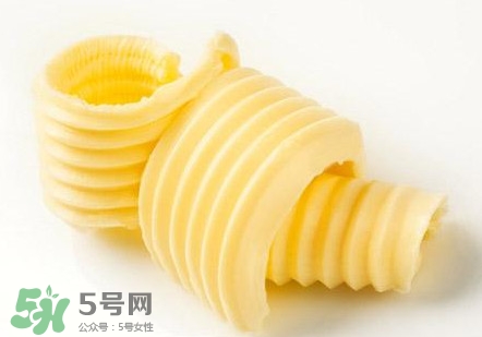 戚風(fēng)蛋糕可以用黃油嗎？戚風(fēng)蛋糕可以用黃油嗎