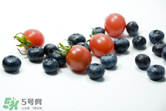 藍莓和番茄能一起吃嗎？藍莓和西紅柿能一起吃嗎？
