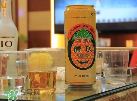 菠蘿啤是碳酸飲料嗎？菠蘿啤不能和什么一起吃？