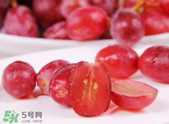 無(wú)籽紅提有涂避孕藥嗎？無(wú)籽紅提是轉(zhuǎn)基因嗎？