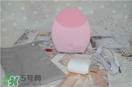 潔面儀可以共用嗎?潔面儀可以?xún)蓚€(gè)人用嗎?