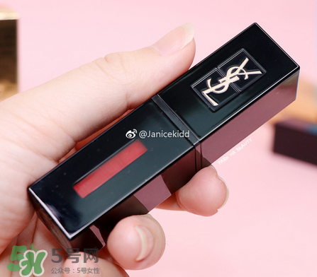 ysl黑管唇釉413是什么顏色？ysl圣羅蘭黑管唇釉413試色