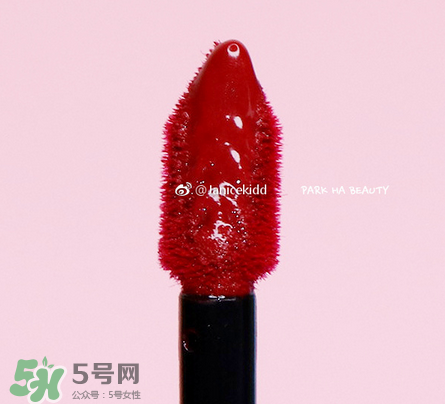 ysl黑管唇釉413是什么顏色？ysl圣羅蘭黑管唇釉413試色