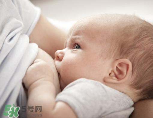 八月份可以斷奶嗎？8月份可以斷奶嗎？