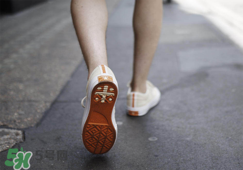foot patrol與converse匡威聯(lián)名運(yùn)動鞋什么時候發(fā)售？