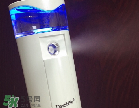 dayshow補水儀怎么充電？dayshow補水儀怎么加水