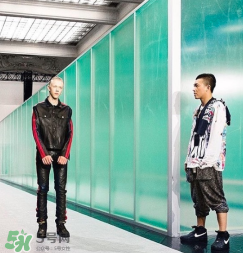 vlone與nike air force 1high聯(lián)名款運動鞋配色有哪幾種？