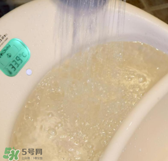 decobebe德珂嬰兒浴盆使用說(shuō)明 decobebe德珂嬰兒浴盆怎么用