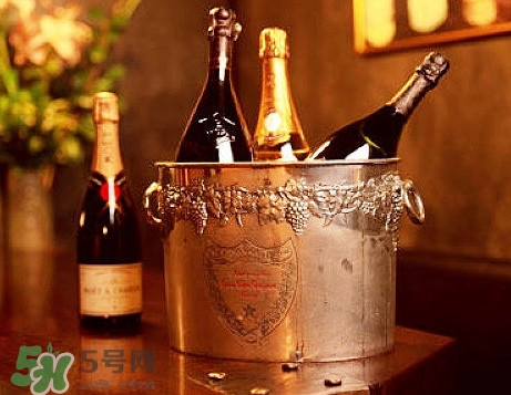 香檳是酒嗎？香檳是什么酒？