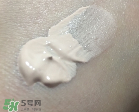 zeesea滾輪bb霜怎么樣？zeesea滾輪bb霜好用嗎