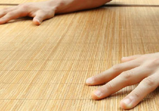竹涼席和藤?zèng)鱿膫€(gè)好？竹涼席可以暴曬嗎