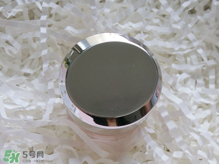 玉蘭油眼部素顏霜怎么用？玉蘭油眼部素顏霜使用方法