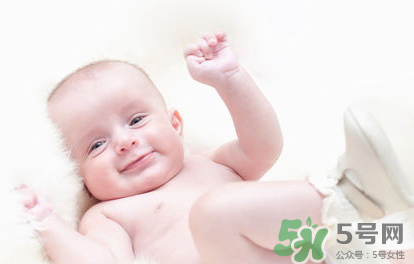 新生兒吃母乳拉稀是怎么回事？新生兒吃母乳拉稀怎么辦？