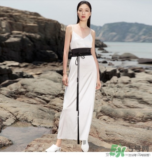 8月份去泰國(guó)穿什么？八月份去泰國(guó)穿什么衣服