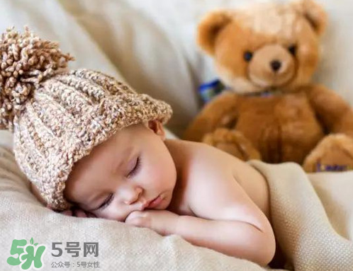 七月份可以開(kāi)窗睡覺(jué)嗎？夏天可以開(kāi)窗睡覺(jué)嗎？