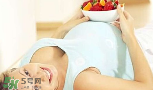 孕婦吃甜食寶寶會(huì)頭大嗎？孕期吃甜食寶寶會(huì)頭變大嗎？