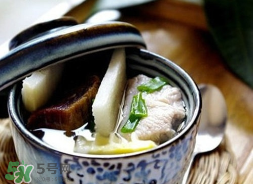 榴蓮殼燉排骨殼能吃嗎？榴蓮殼燉排骨什么味道？
