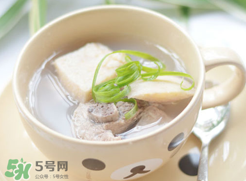 榴蓮殼燉排骨殼能吃嗎？榴蓮殼燉排骨什么味道？