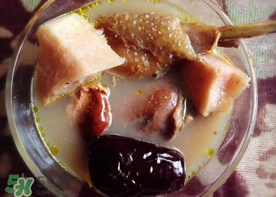 榴蓮殼煲雞湯殼能吃嗎？榴蓮殼煲雞湯殼好喝嗎？