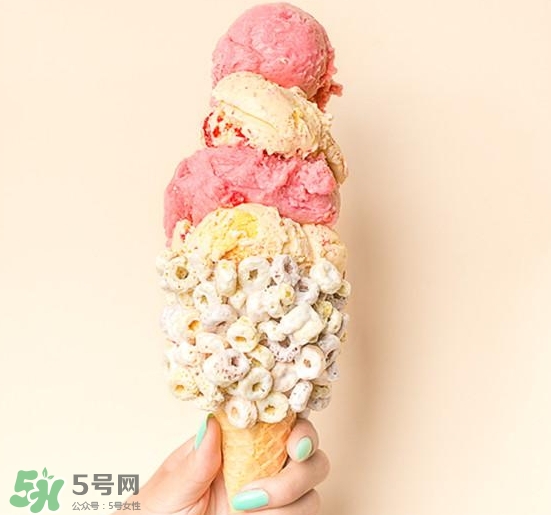 emack bolio's堆疊冰淇淋多少錢？堆疊冰淇淋好吃嗎？