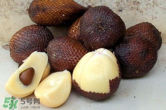 蛇皮果吃了會上火嗎？蛇皮果吃了會不會皮膚過敏？