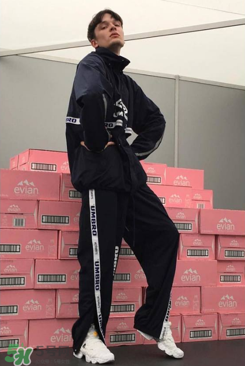 vetements與umbro2018春夏聯(lián)名系列怎么樣_好看嗎？