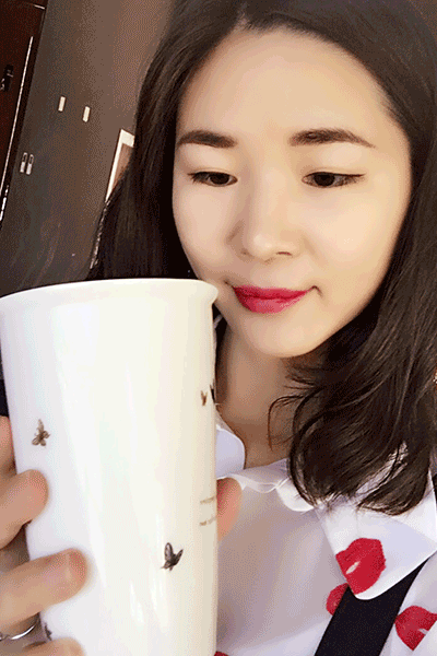蘭蔻搖搖染唇液怎么樣？蘭蔻搖搖染唇液掉色嗎？