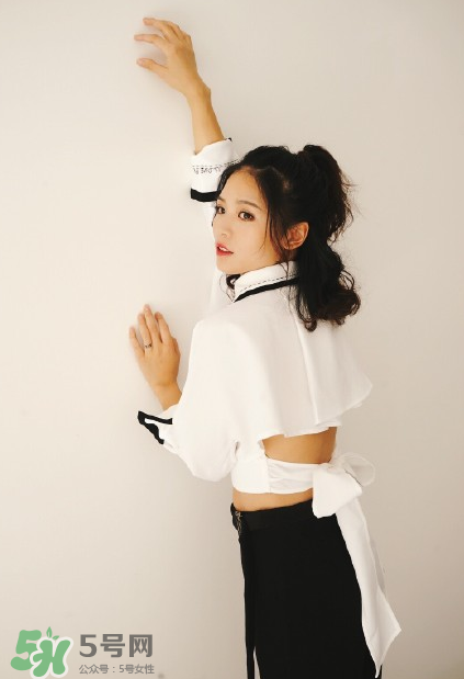 快女黃英懷二胎 快女黃英老公是誰？