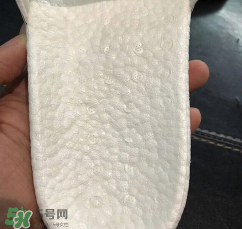 adidas全掌boost拖鞋怎么樣？阿迪達斯boost拖鞋諜照曝光