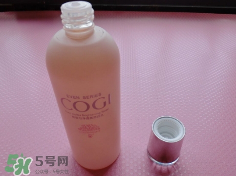 高姿大白水男士能用嗎？高姿大白水男生用合適嗎？