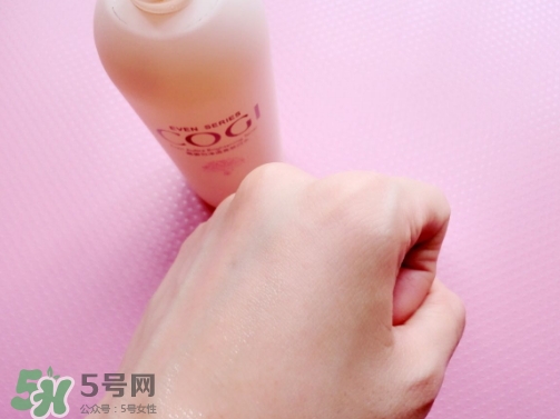 高姿大白水男士能用嗎？高姿大白水男生用合適嗎？