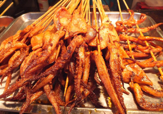 鐵板魷魚有營養(yǎng)嗎？鐵板魷魚對身體有害嗎