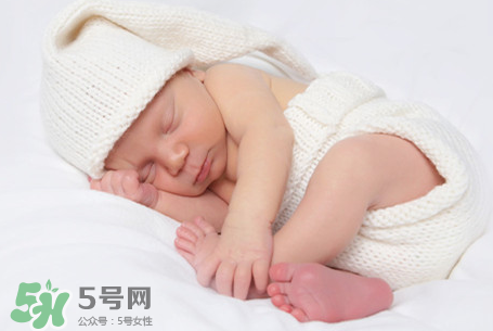 嬰兒吐奶和氙氣有關(guān)系嗎？氙氣會影響嬰兒吐奶嗎？