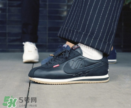 mister cartoon與nike cortez45周年聯(lián)名鞋子多少錢？