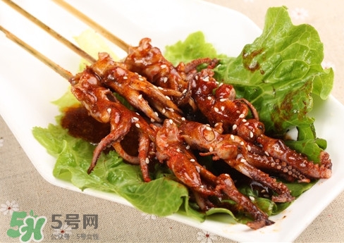 鐵板魷魚一串成本多少？魷魚怎么做好吃