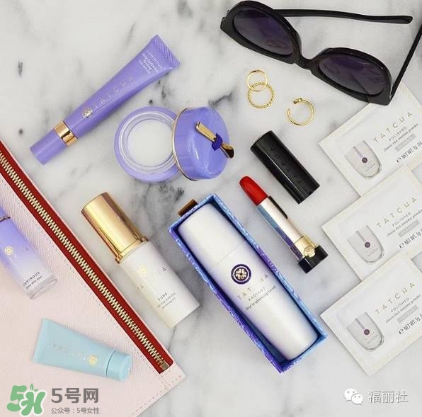 tatcha梅子粉好看嗎？tatcha白管口紅梅子粉試色