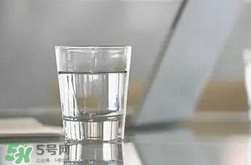 三伏貼能治過敏性鼻炎嗎？三伏貼治過敏性鼻炎貼哪里？