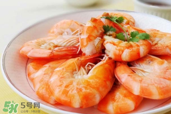 三伏貼可以吃蝦嗎？貼三伏貼可以吃龍蝦嗎？