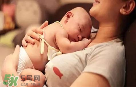 三伏天坐月子吃什么？三伏天坐月子可以開空調(diào)嗎？