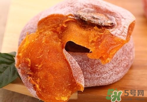柿餅吃之前要洗嗎？柿餅上的白霜是什么糖？