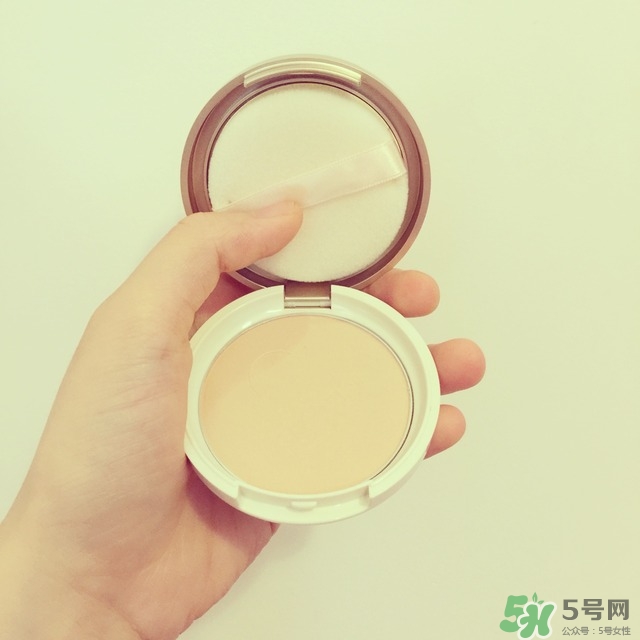 cezanne倩麗蜜粉餅怎么樣？倩麗粉餅色號試色