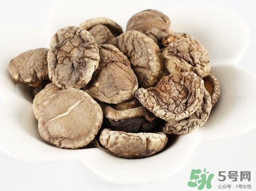 香菇是發(fā)物嗎？香菇是干的好還是新鮮的好